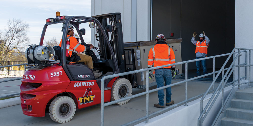 TNT Specialized Rigging Personnel